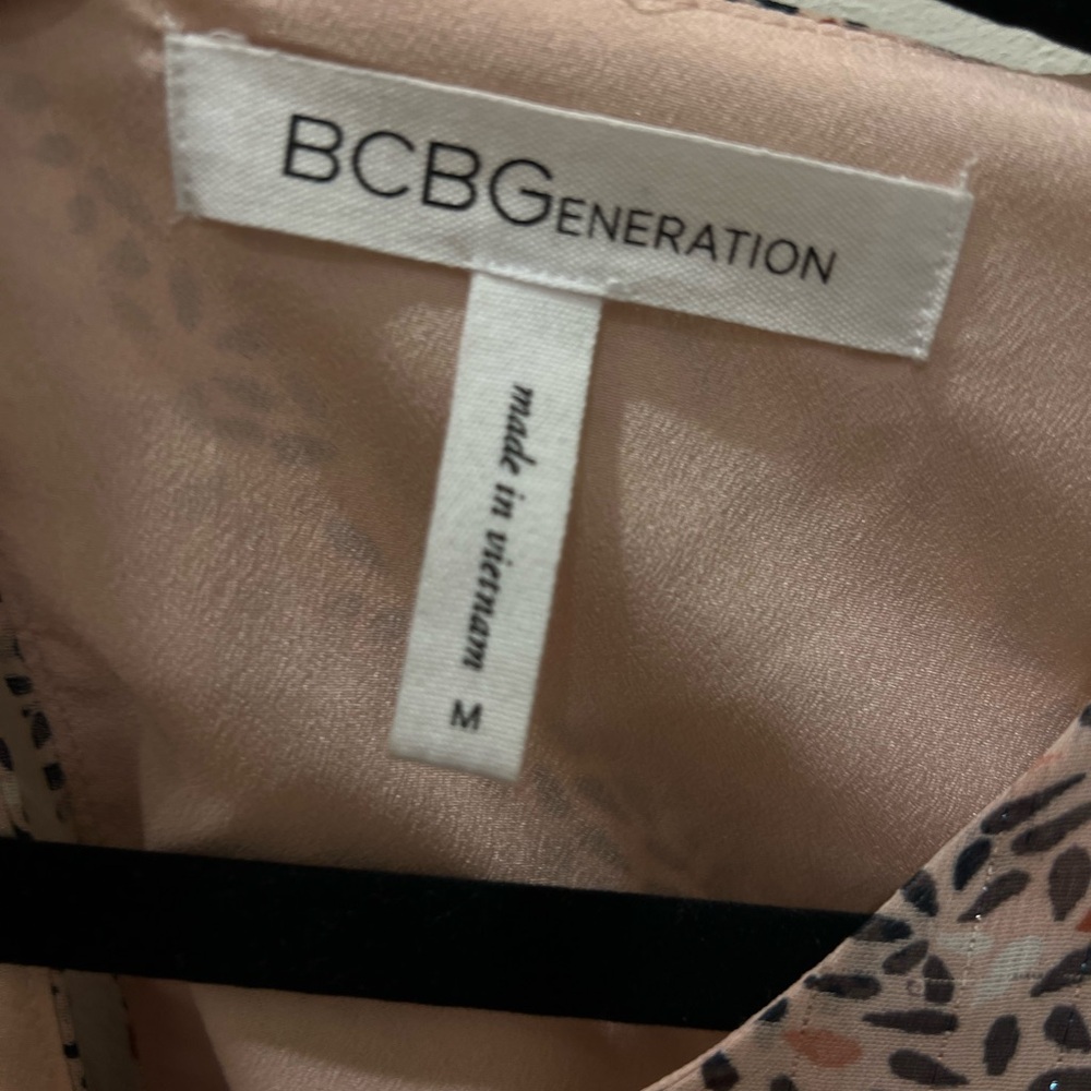 BCBGeneration Blush Patterned Ruffle Blouse - image 4